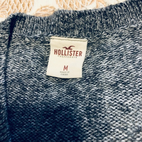 Hollister V-Neck Sweater Gray - Picture 5 of 5